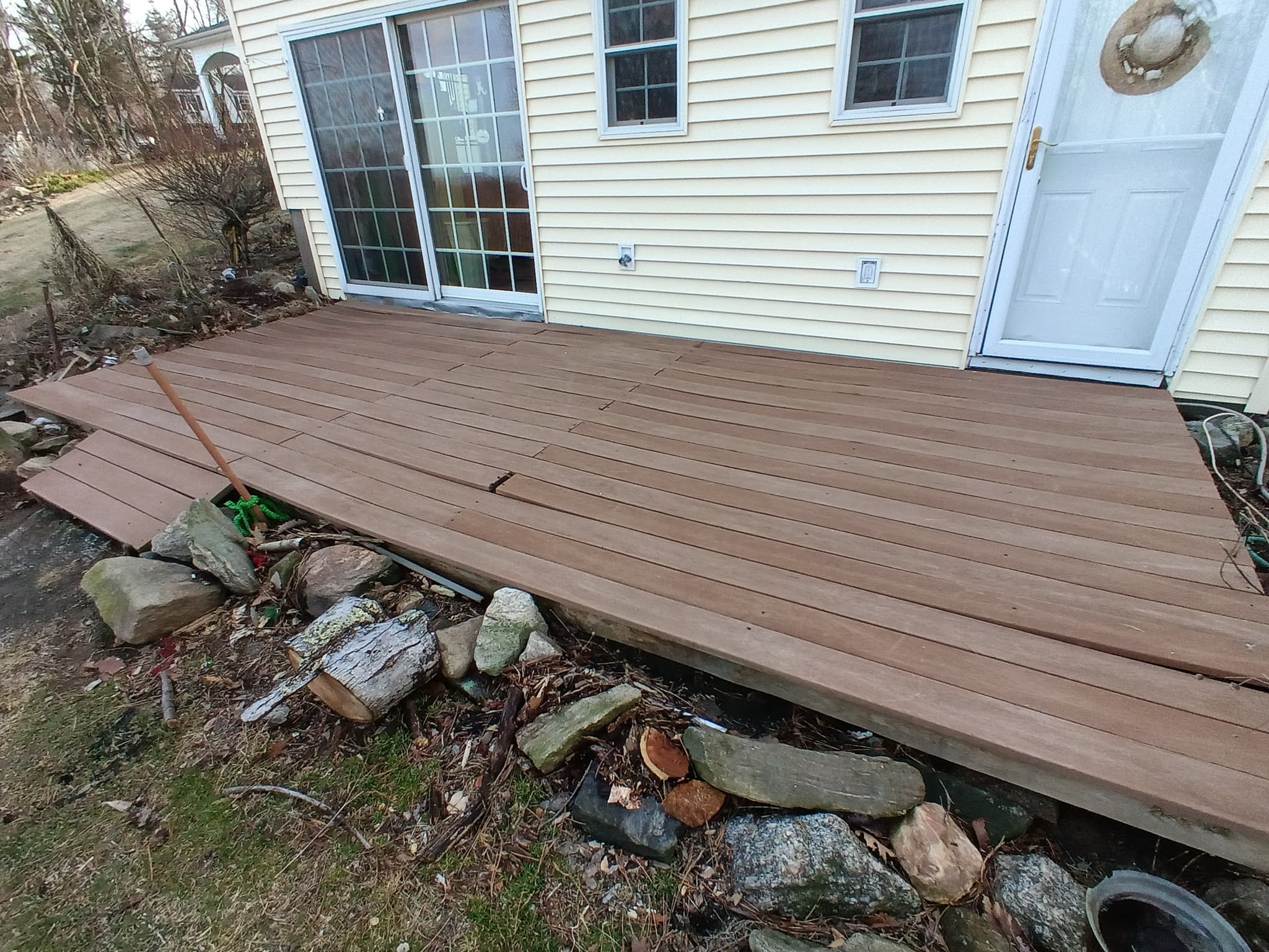 Fence power washing