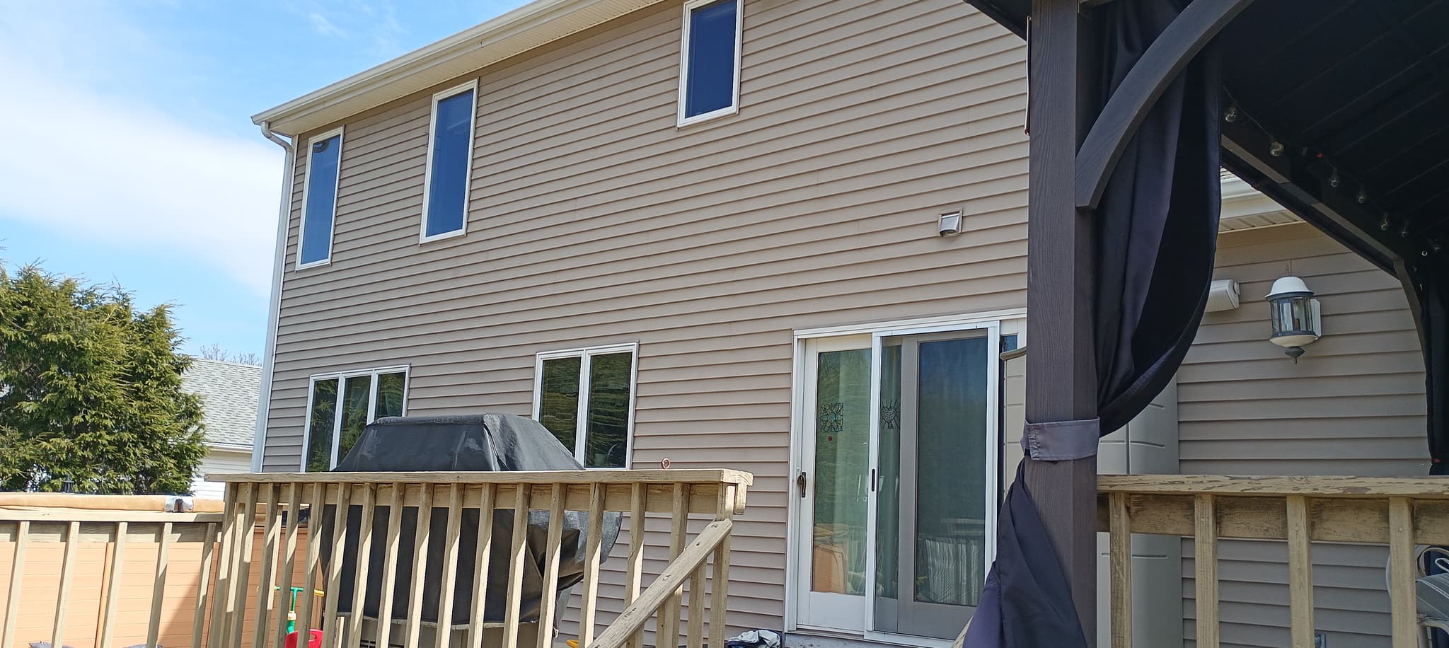 Professional roof cleaning